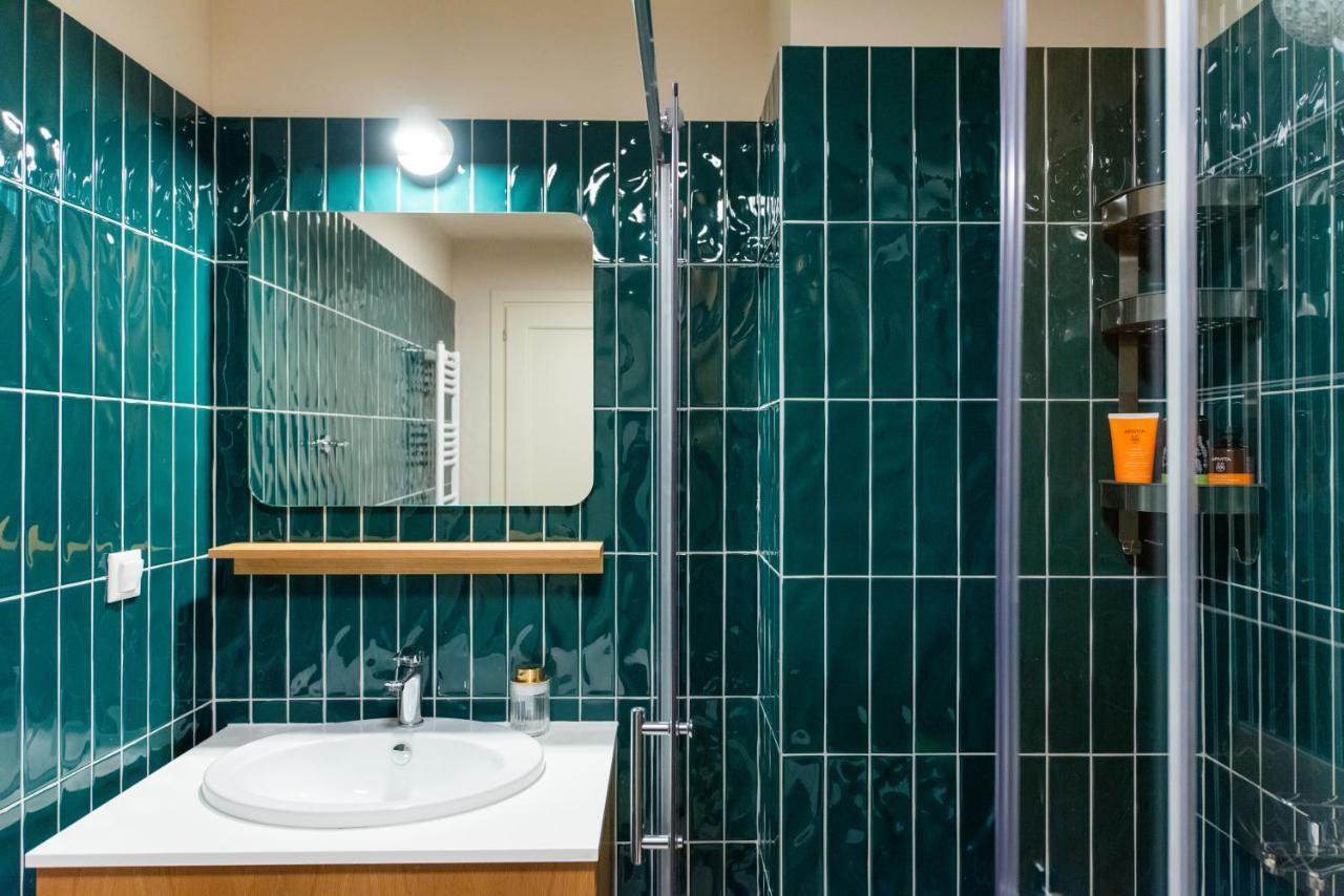 White Lotus By Halu! Apartments سالونيك المظهر الخارجي الصورة